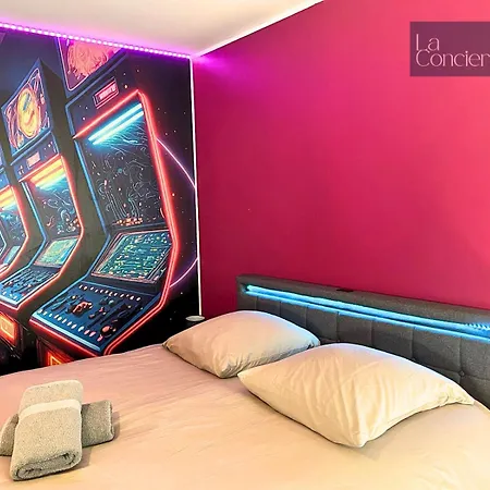 Lejlighed La Maison De Famille Du Gamer- Futuroscope